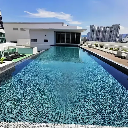 Maritime Suites Penang Jelutong Exterior photo
