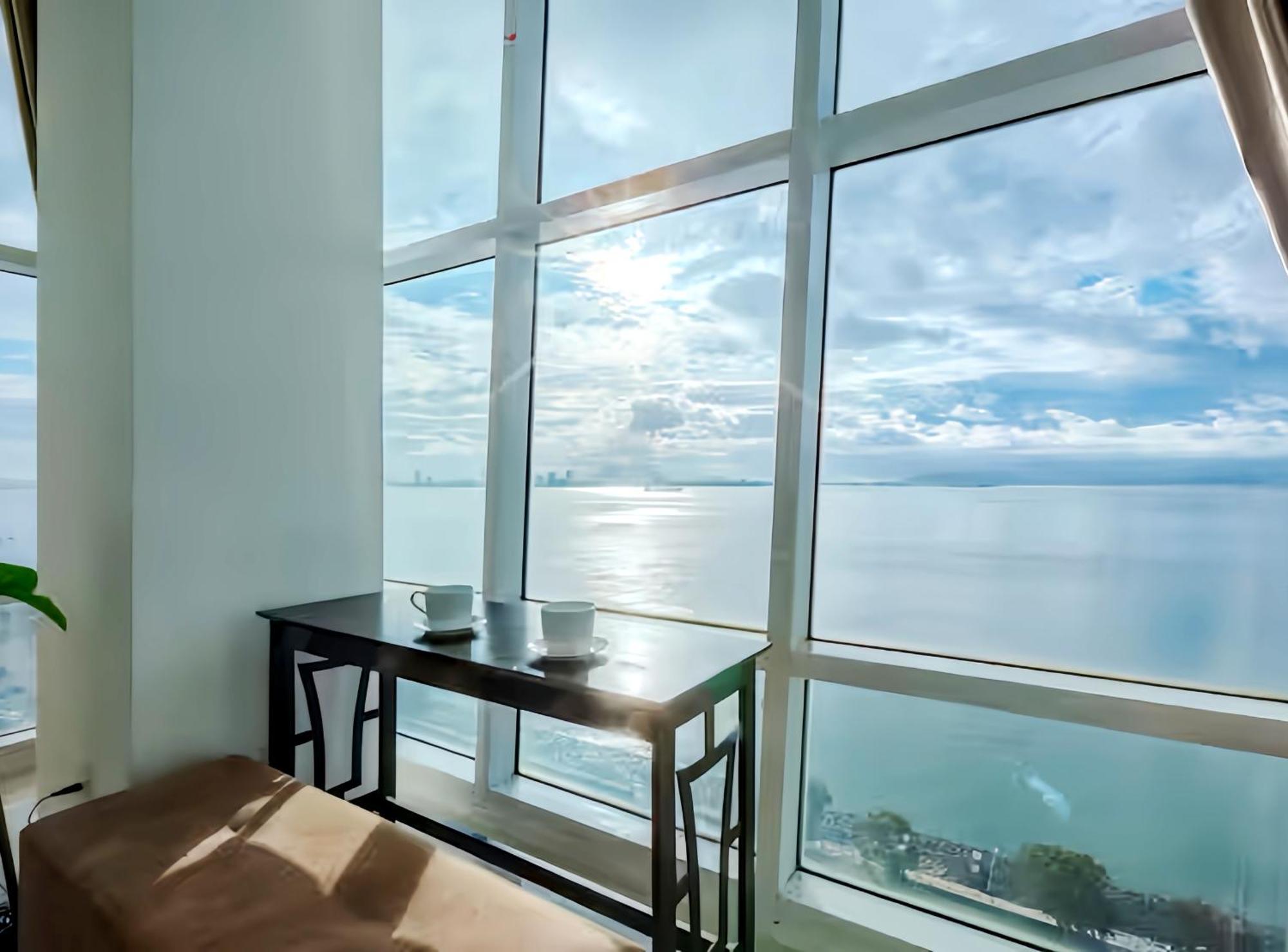 Maritime Penang Apartment *